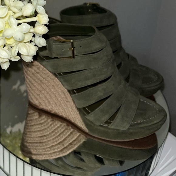 TORY BURCH Bailey Wedge Olive Green Espadrille Sandals - Picture 7 of 15